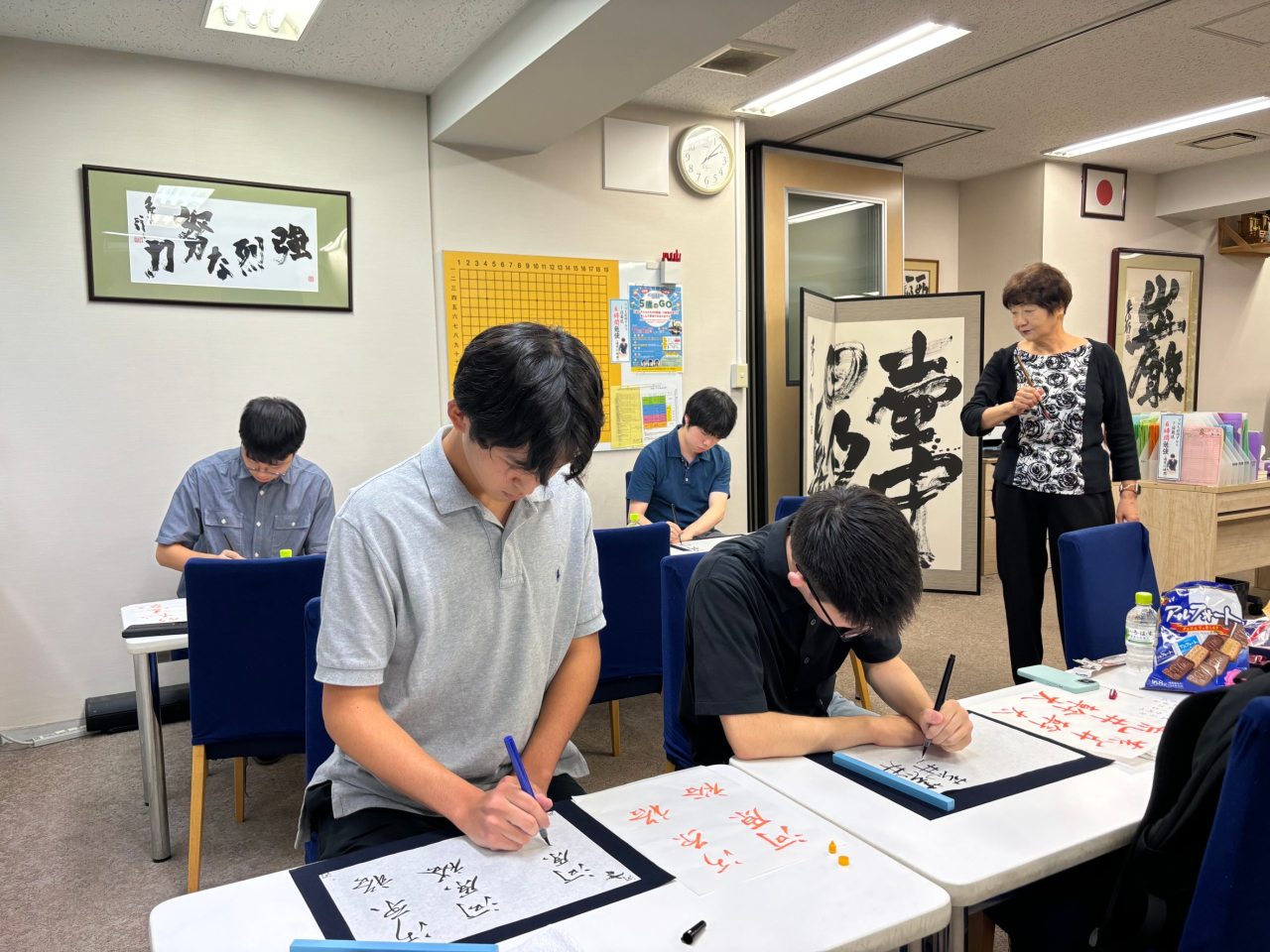 次世代の棋士を育む教養講座＜書道の会＞